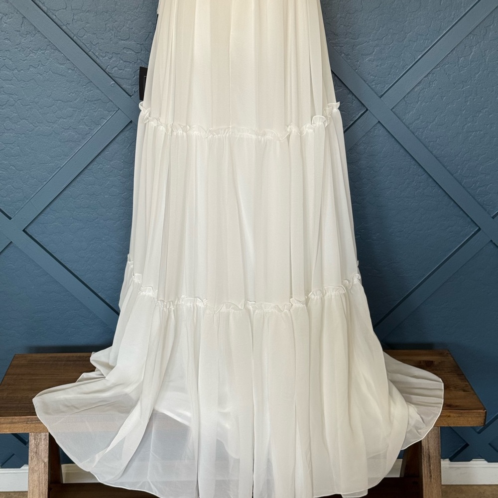 Mac Duggal White Wedding Dress - Picture 8 of 16